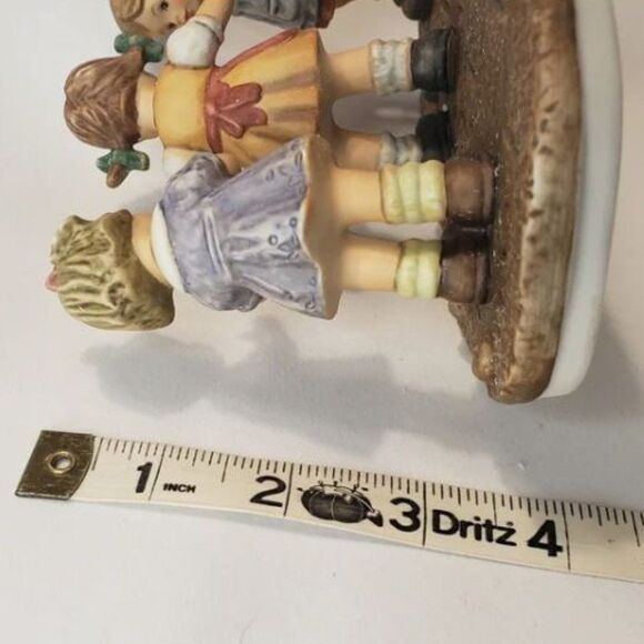 Hummel "Hop, Skip and a Jump" Collectible Figurine 2005 Goebel - Picture 8 of 8